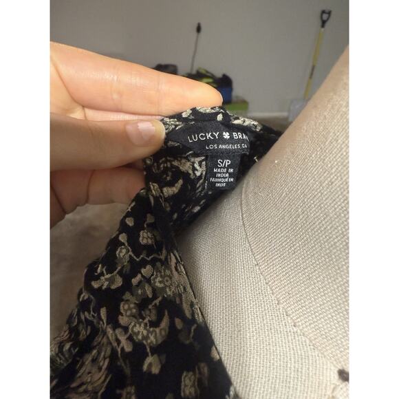 Lucky Brand V-Neck Ruffle Sleeved Relaxed Top cream&Black Women S Boho Cottage - Picture 3 of 3